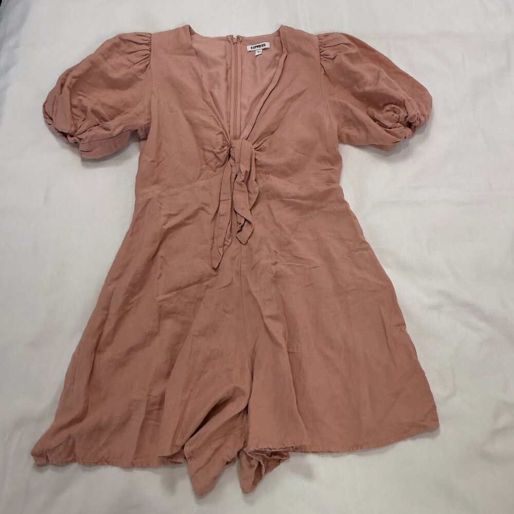 Express Women’s Linen Blend Romper Dress Size M Blush Pink Puff Sleeve Tie Front
